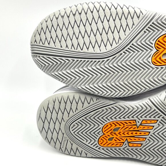 7 2A NARROW WIDTH New Balance Womens 1006 White Silver Tennis Sneakers Shoes - Picture 10 of 12